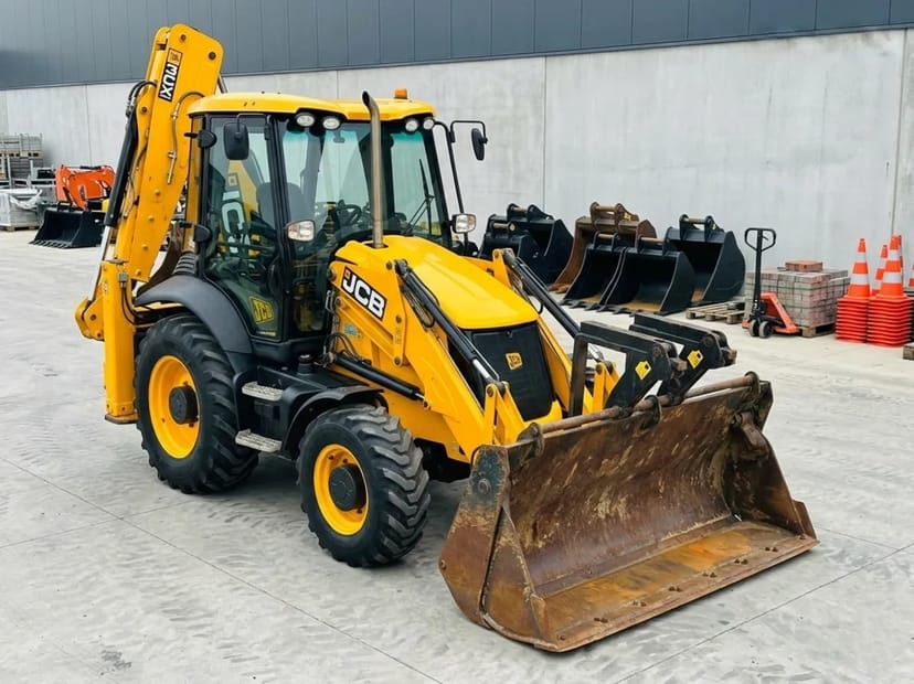 Екскаватор-навантажувач JCB 3CX