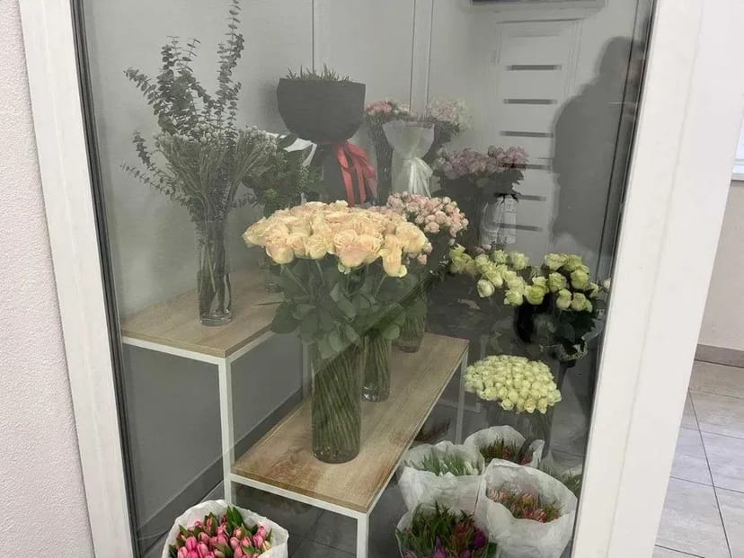 Виготовляємо сходинки під квіти для квіткових магазинів.Стіл Флориста.