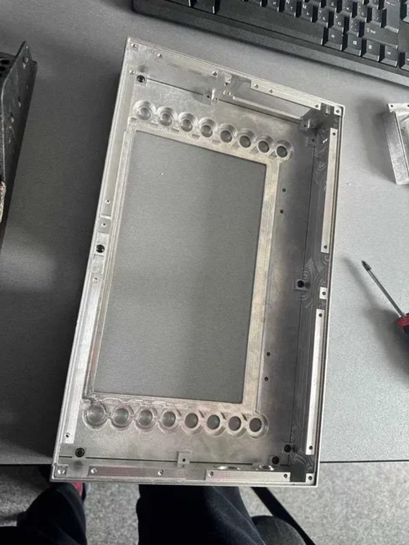 Фрезерні роботи ЧПУ, Послуги з металообробки