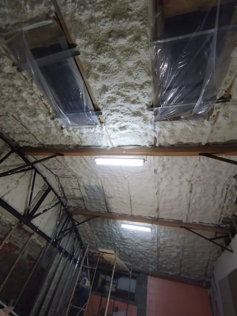 Утеплення пінополіуретаном, ППУ, піною