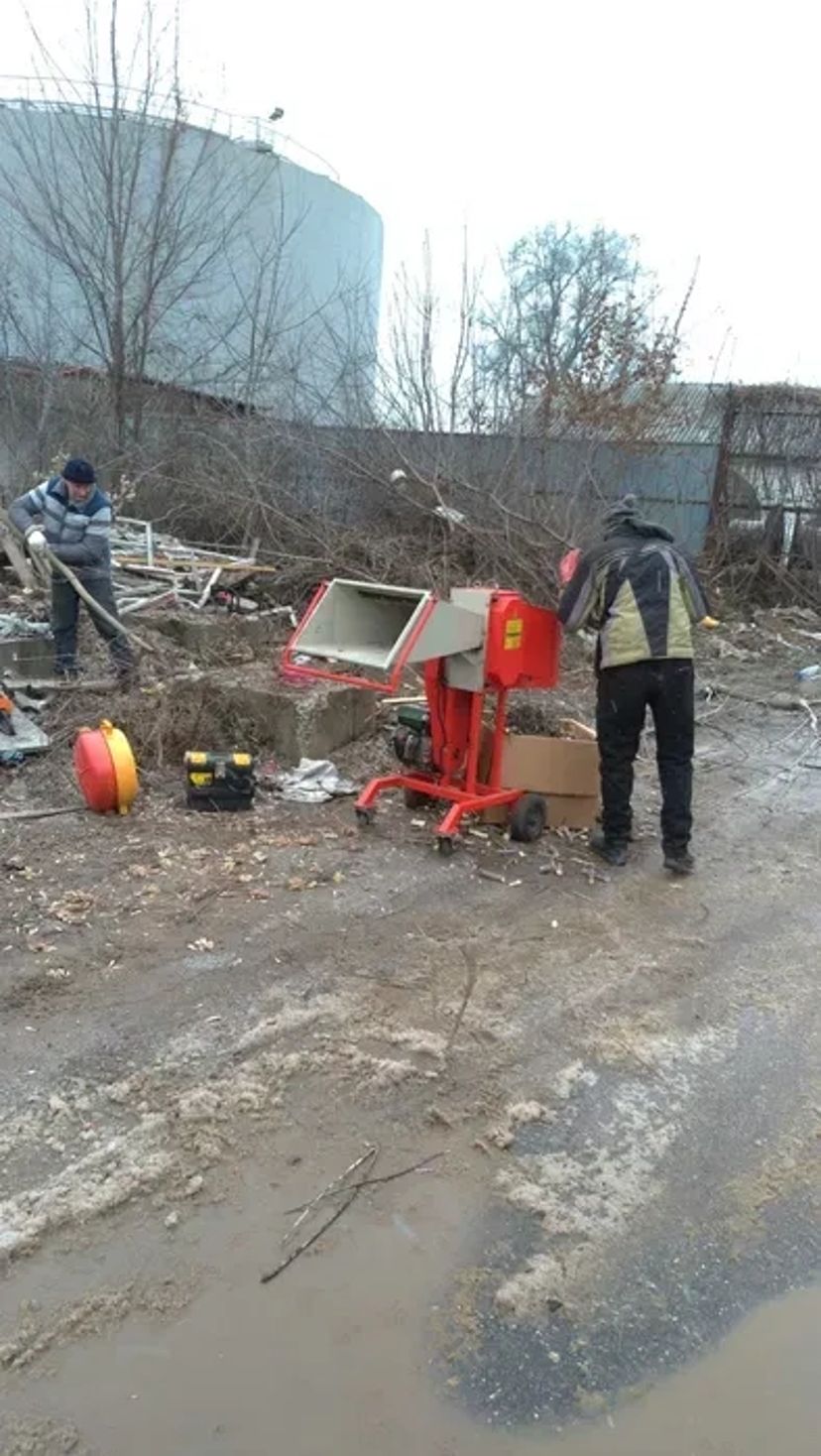 Дробление 800, измельчение веток (900 грн/час)