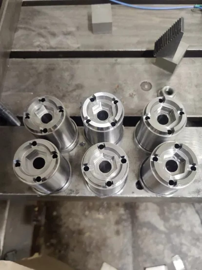 Пресс форма Видувна і інжекційно литтєва. Проєктування, виготовленняпослуги