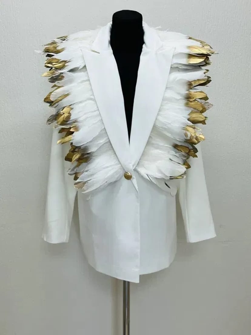 Конструктор -модельєр , майстер з пошиття одягу на ваш смак