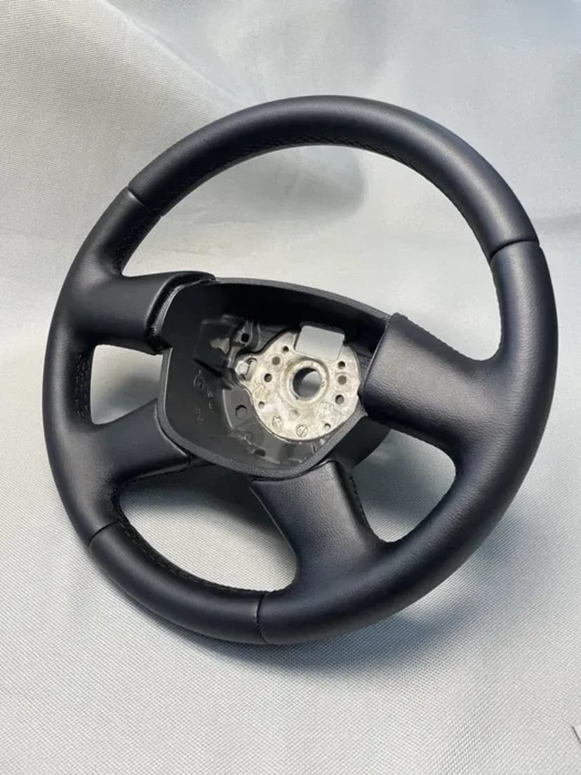 Реставрація керма, перетяжка та фарбування