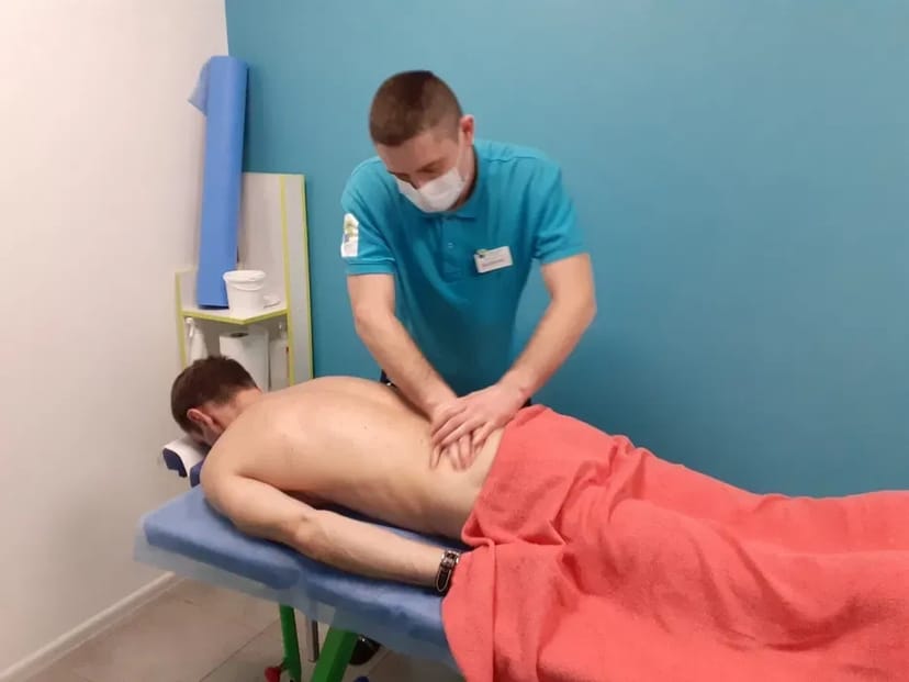 Лікувальний масаж, лімфодренаж, антицелюлітний, спортивний, релакс
