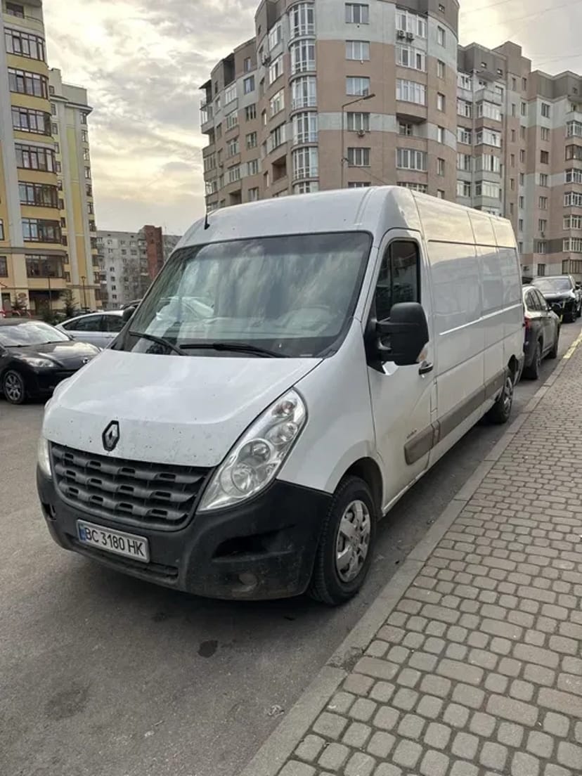Бус Renault Master Вантажне авто /Подобово та довготривало