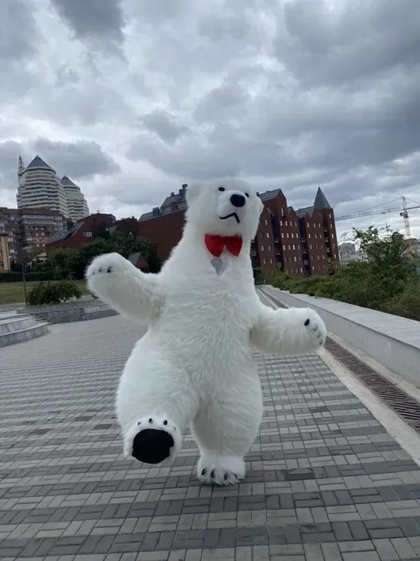 Привітання. Білий ведмедик.