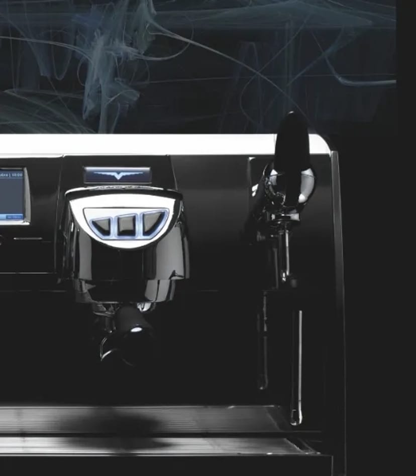 Кавоварка професійна Victoria Arduino Black Eagle 3gr.