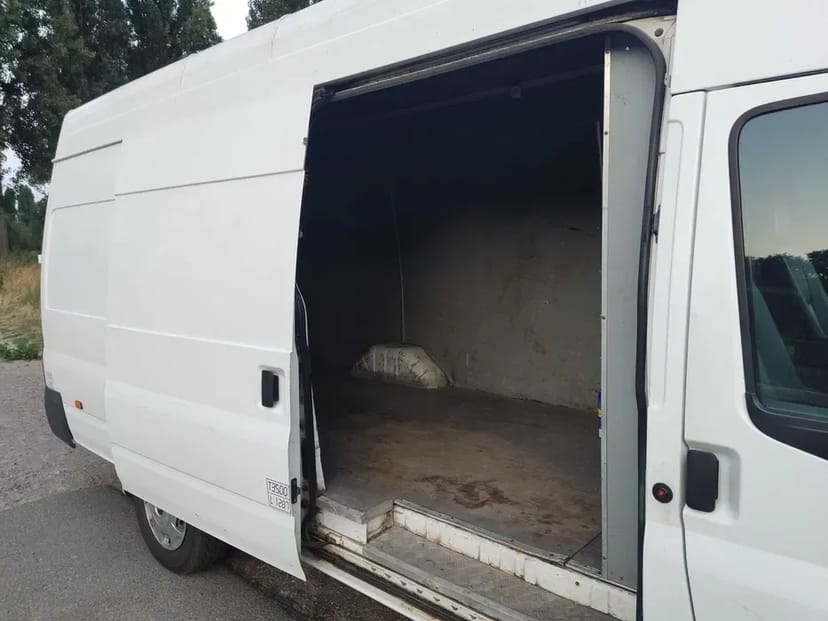 Вантажні авто FORD TRANSIT-2.2