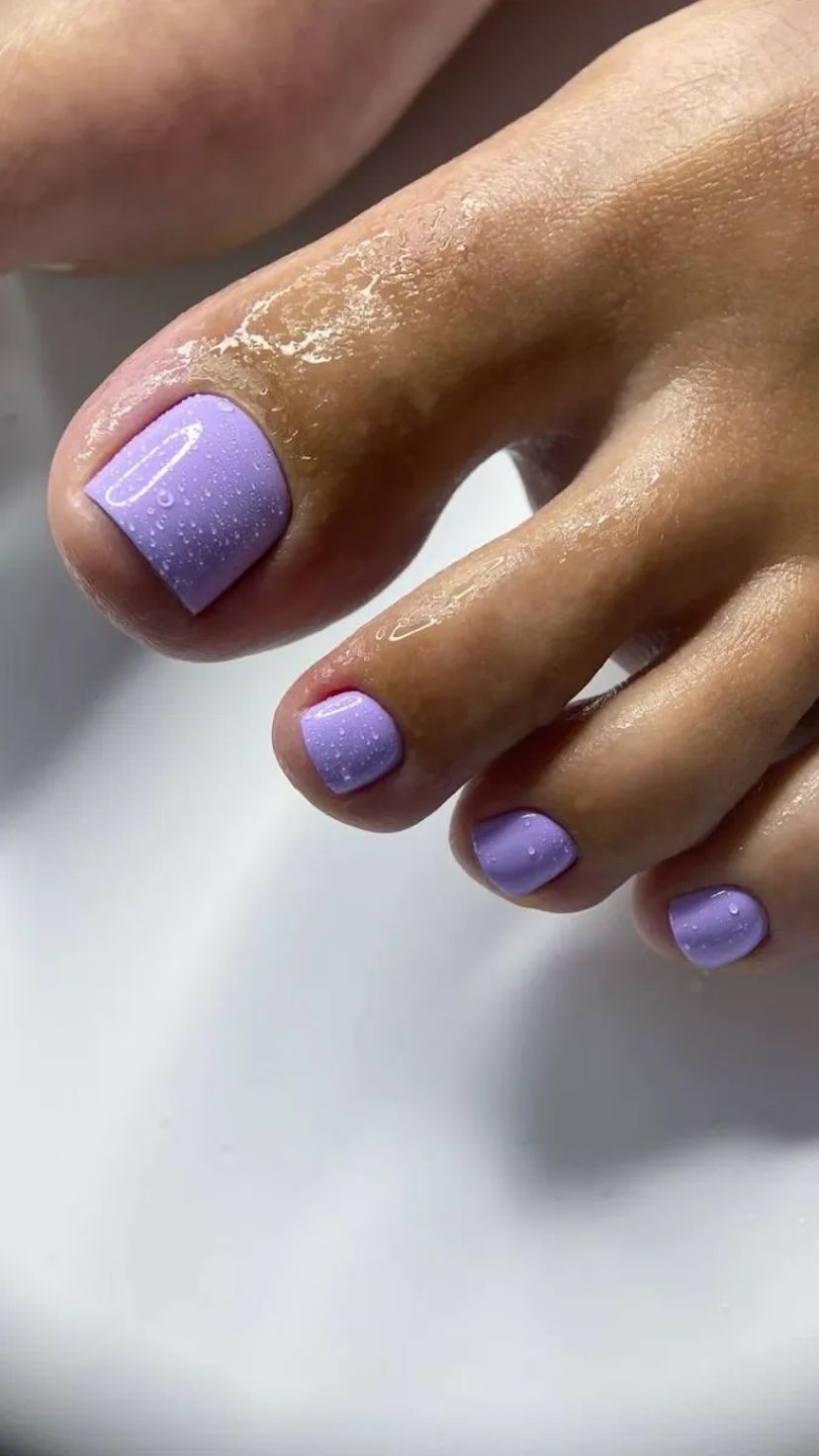 Педикюр м.Київ 