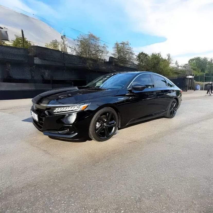 Авто Honda Accord Hybrid 22 р