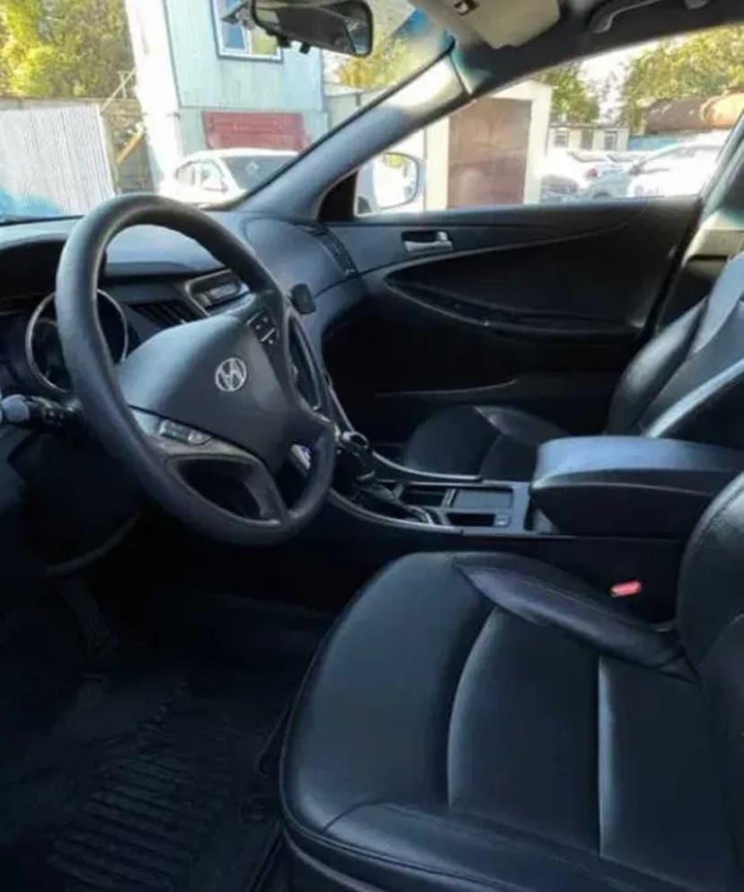 Авто Hyundai Sonata