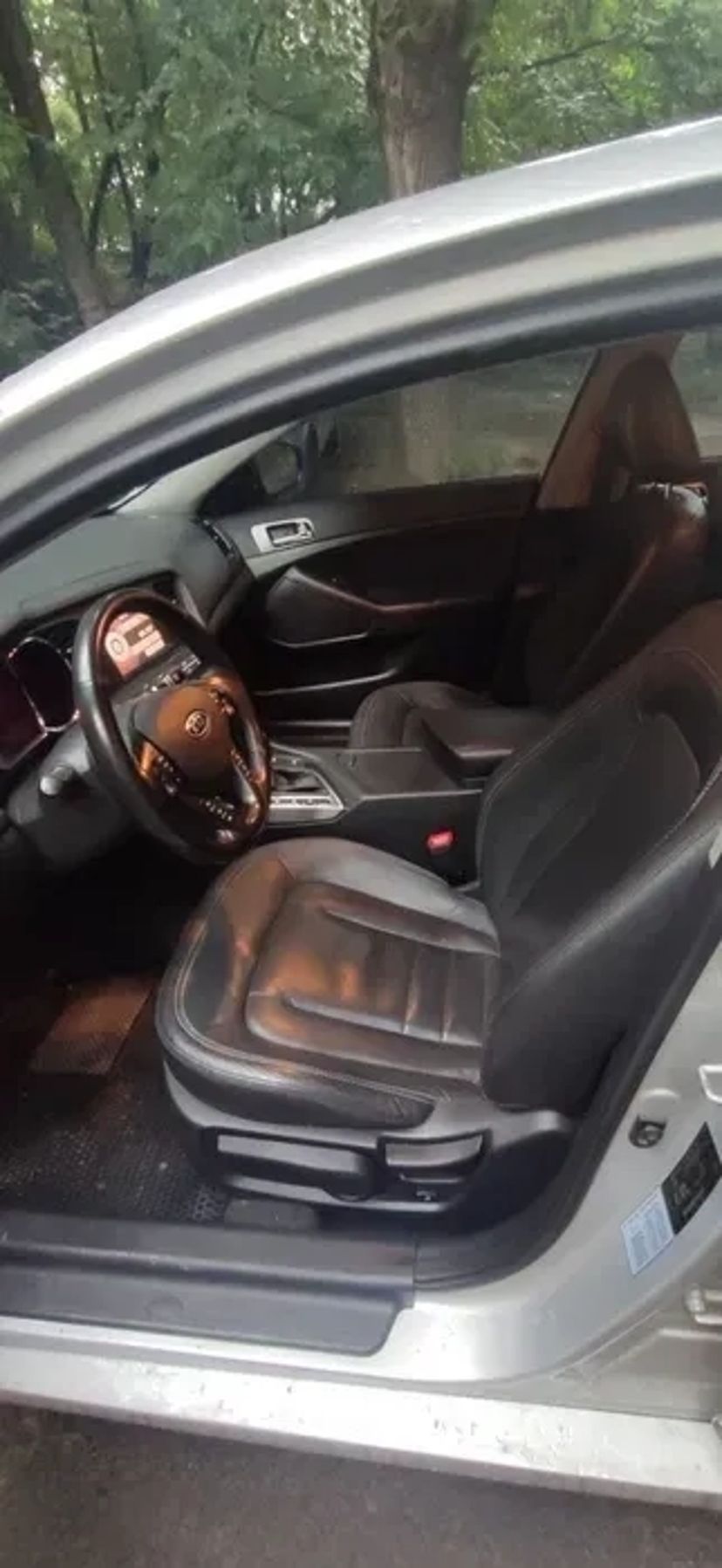 Автомобіль Кіа К5, категорія комфорт, коробка автомат