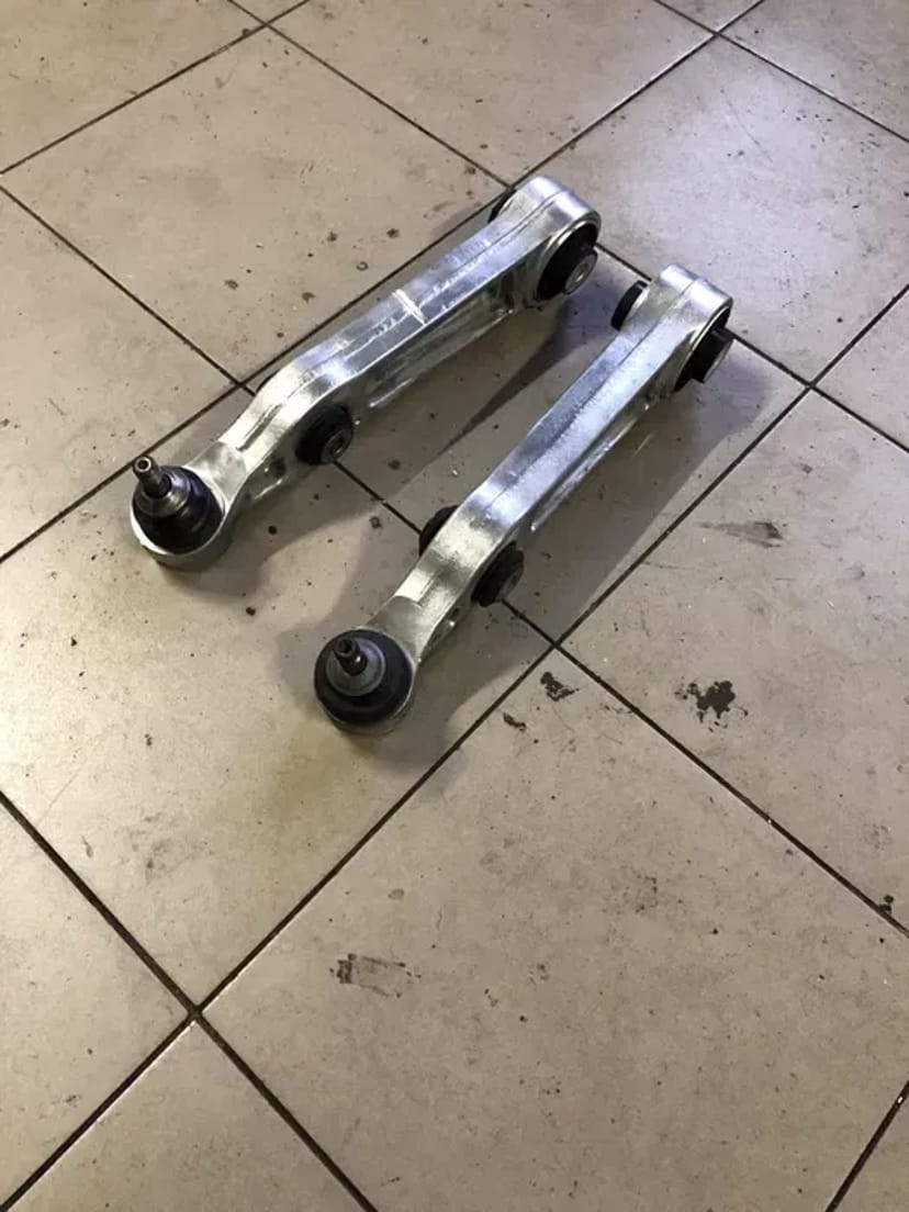 Реставрація кульових опор , рульових тяг та наконечників