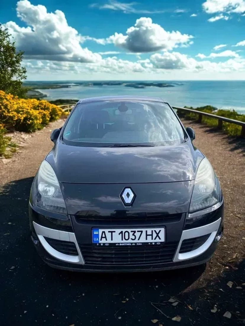 Renault Scénic 1.4 TCe – бензин, універсал