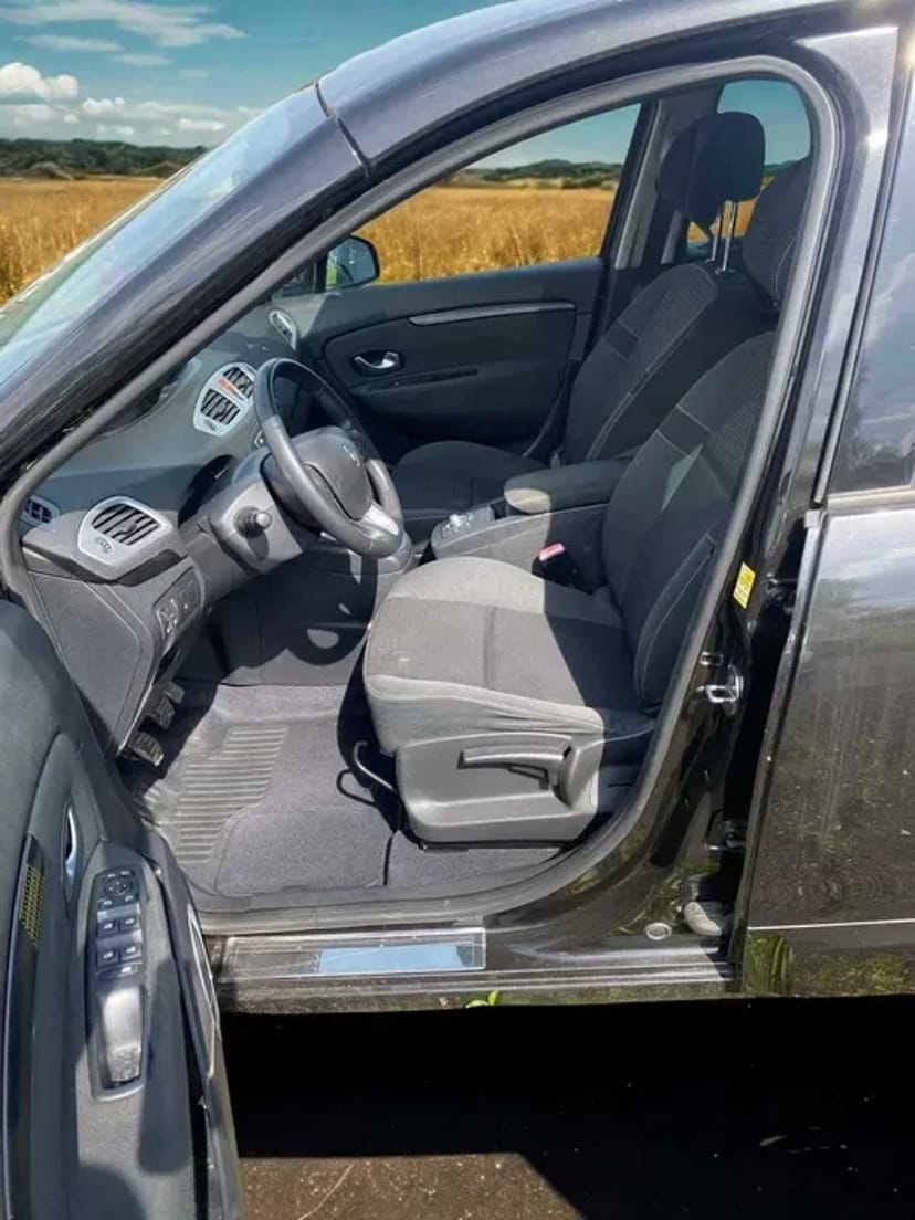 Renault Scénic 1.4 TCe – бензин, універсал