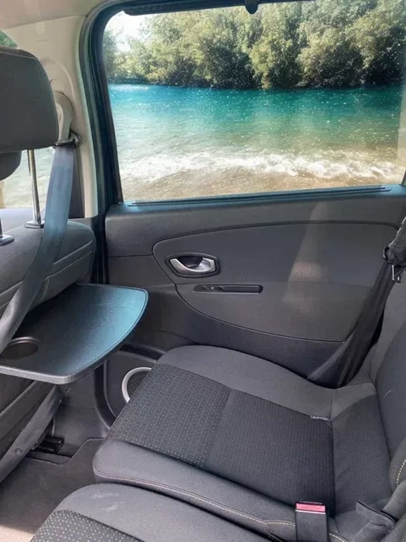 Renault Scénic 1.4 TCe – бензин, універсал