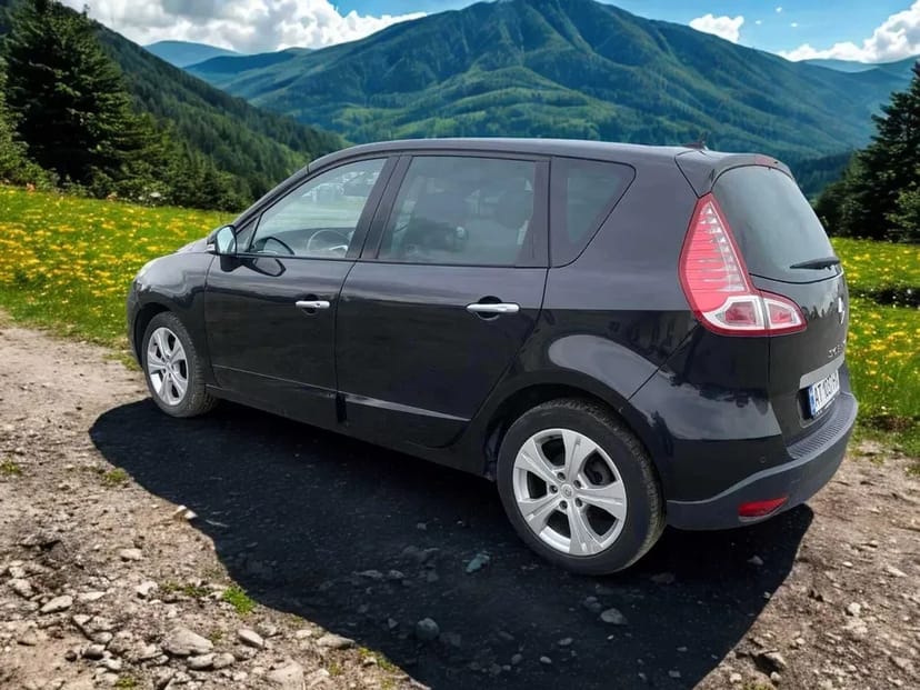 Renault Scénic 1.4 TCe – бензин, універсал