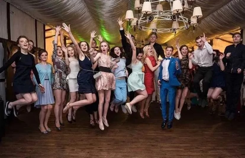 Ведуча (ведущая) і музика на весілля, корпоратив, ювілей, рочок