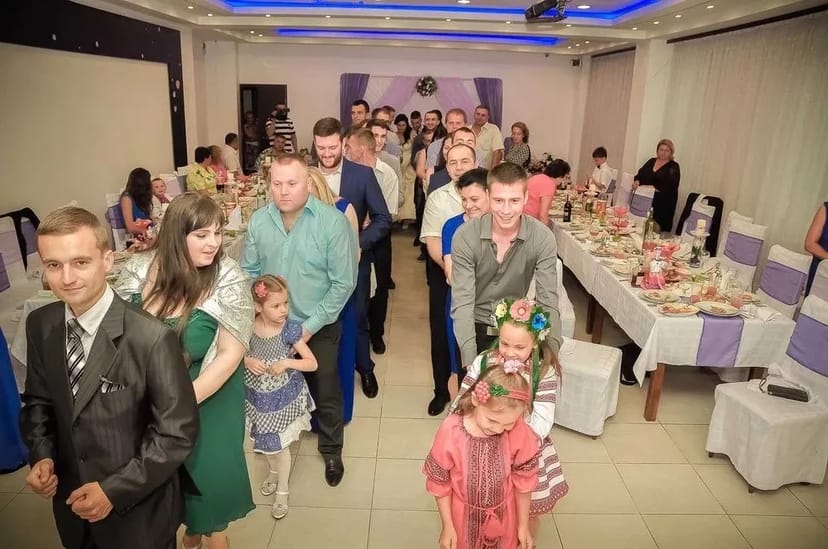 Ведуча (ведущая) і музика на весілля, корпоратив, ювілей, рочок