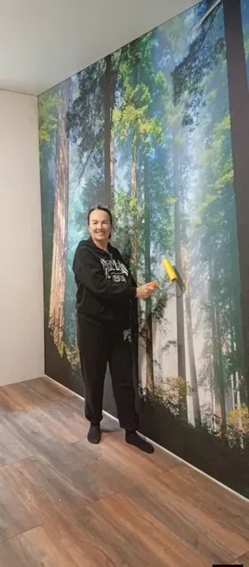 Поклейка шпалер, покраска потолків. Стаж роботи більше 25років - від 120-150 грн/м²