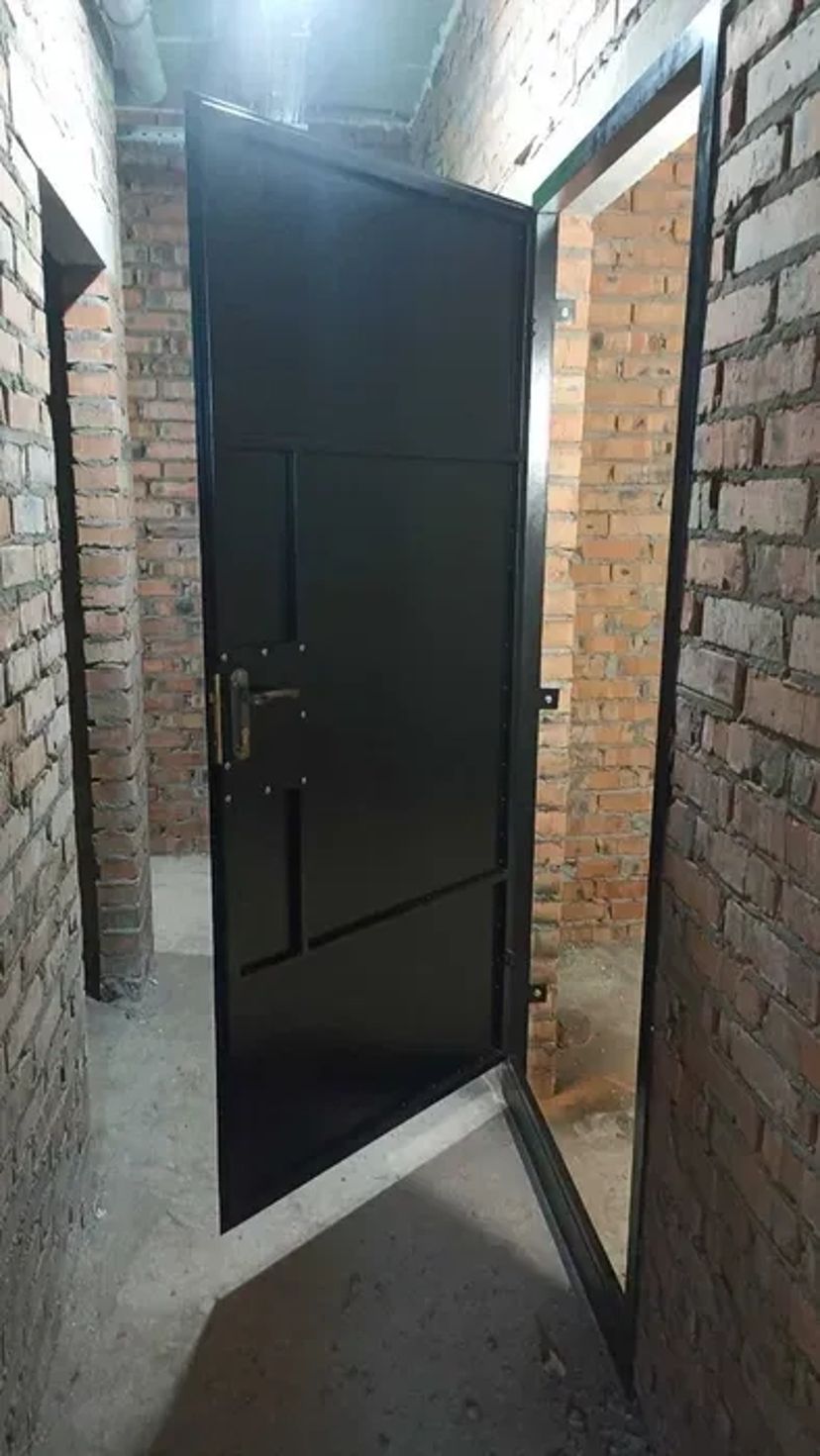 Надійні металеві двері на замовлення