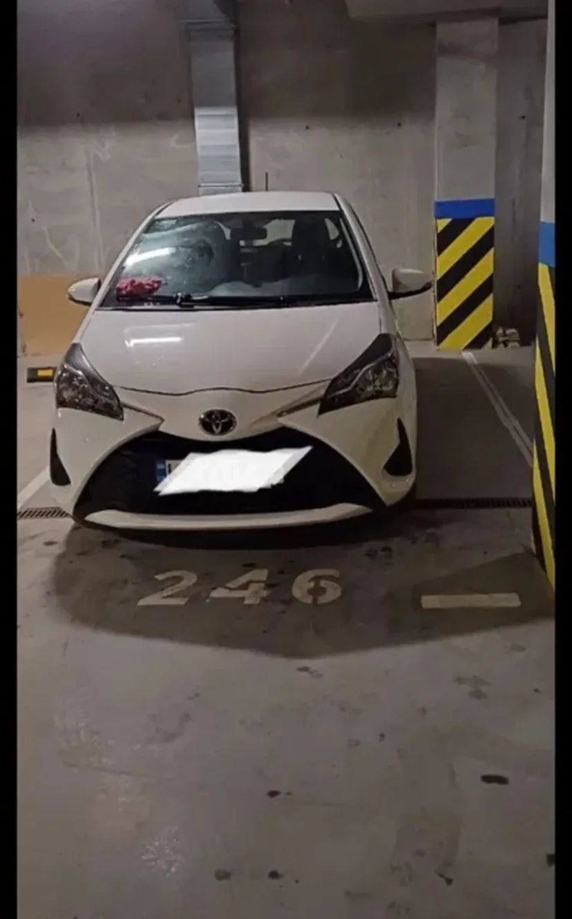 Паркомісце №246 у зручному місці для авто