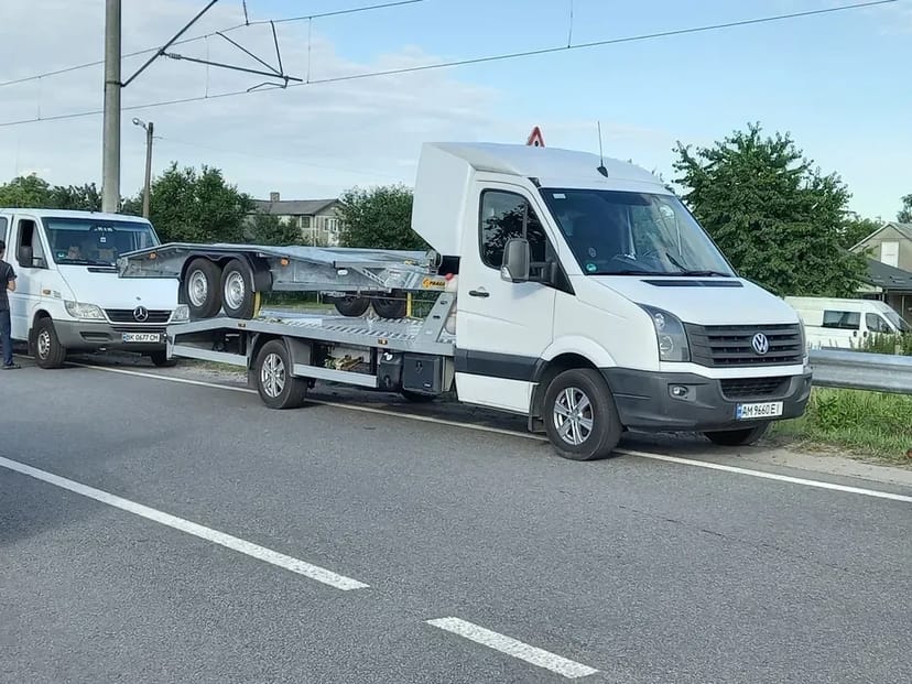 Євакуатор по Україні та доставка авто з Європи . Офіційний перевізник