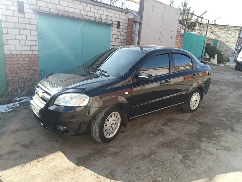 Авто Шевроле авео під таксі