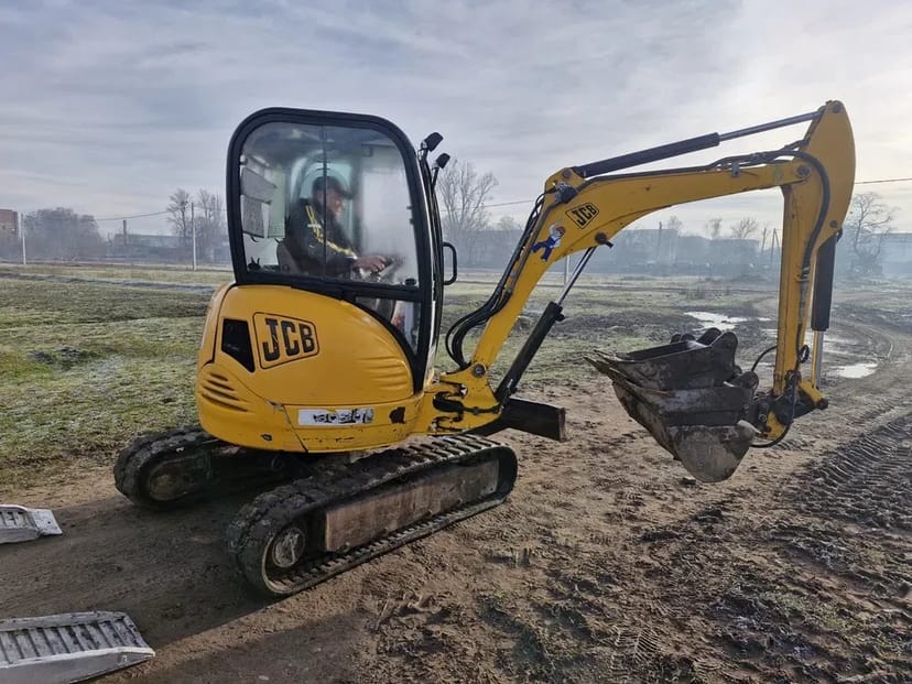 Послуги міні екскаватора JSB гусеничний