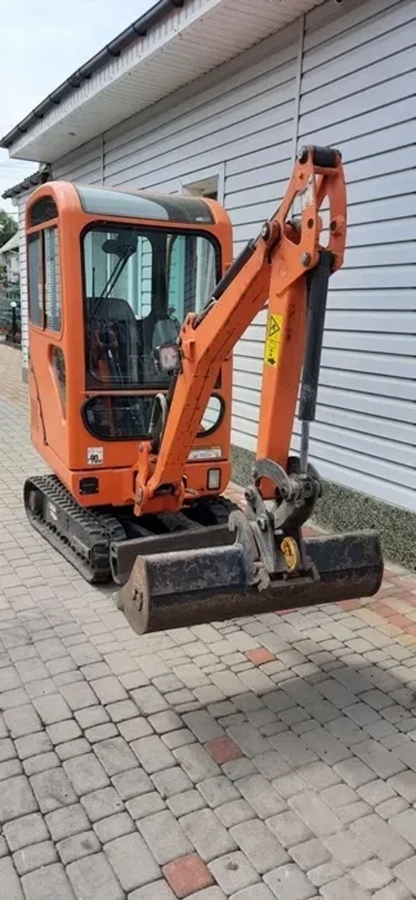 Міні-екскаватор Kubota KX36-2 для будівельних робіт