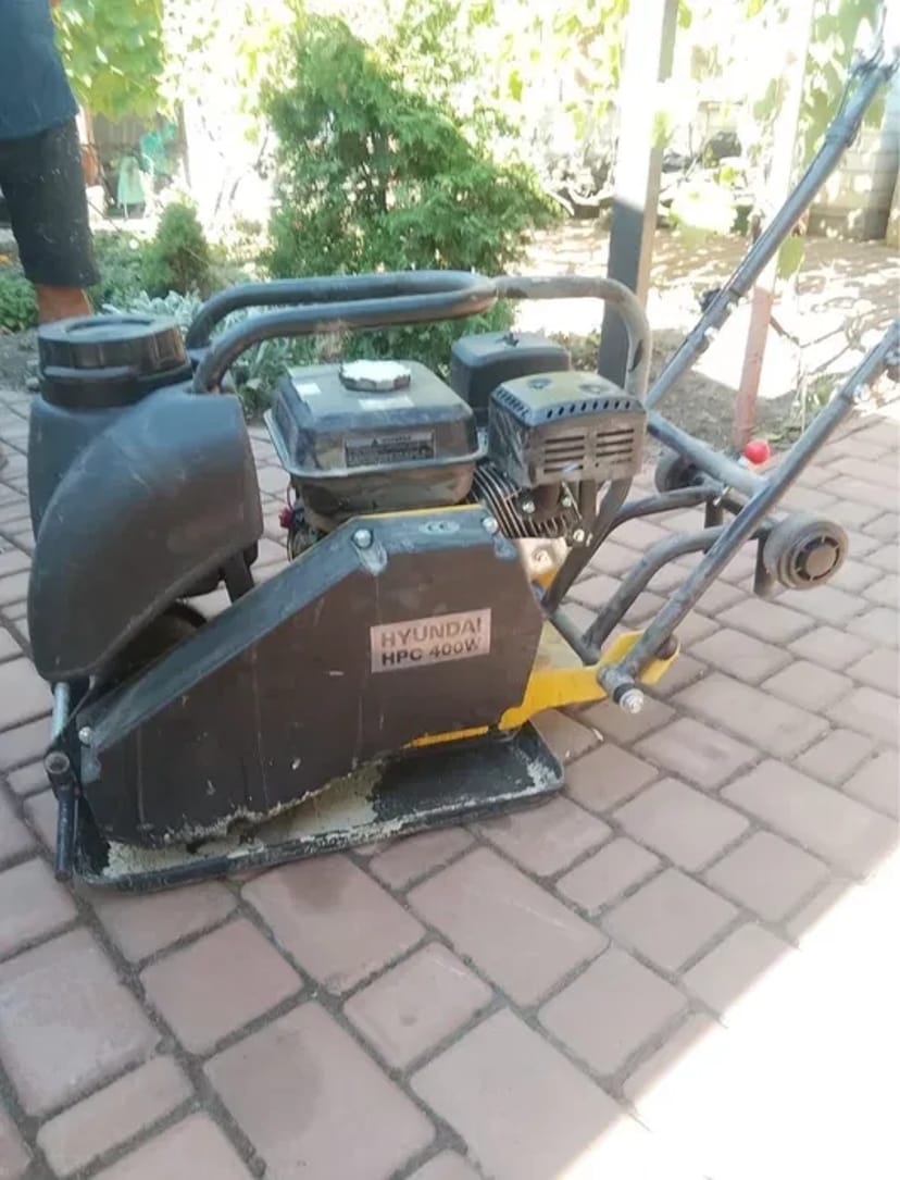 Віброплита - Будівельна техніка