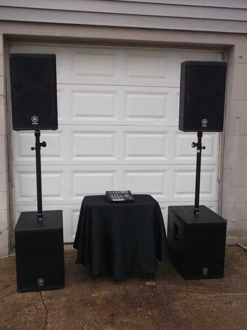 Музичне обладнання