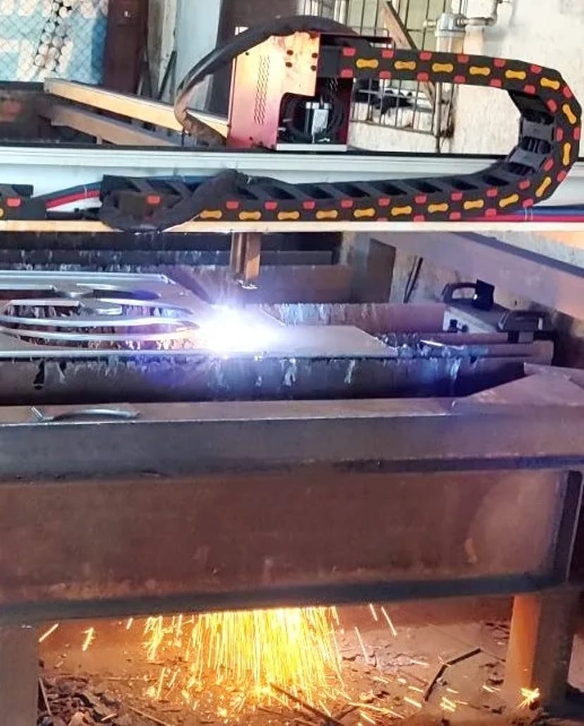 Газополум'яне та плазмове різання ЧПУ до 300мм. (товщина металу)