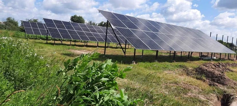 Монтаж сонячних панелей, проектування СЕС, резервне живлення