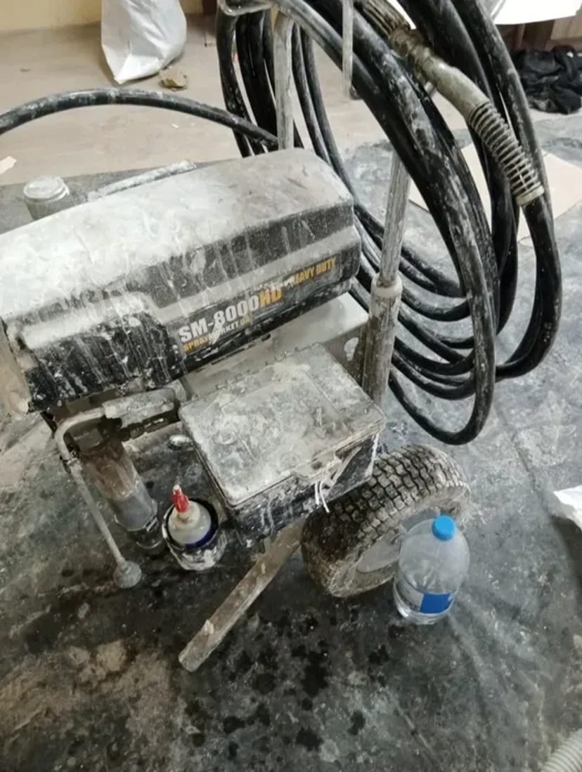 Пропоную послуги по безповітряному фарбуванні комерційних об'єктів