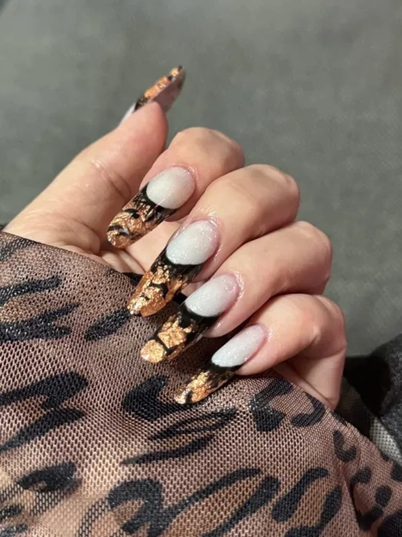 Манікюр гігієнічний , гелеве укріплення , нарощення