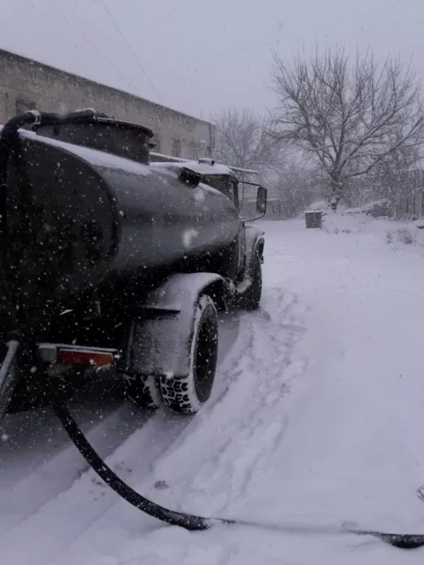 Доставка води Одеса Водовоз від 1,2,3,4,5,6,7 куб.