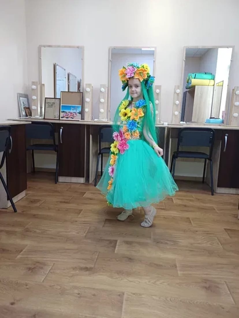 Дитячі святкові сукні, вишиванки. Є великий вибір.