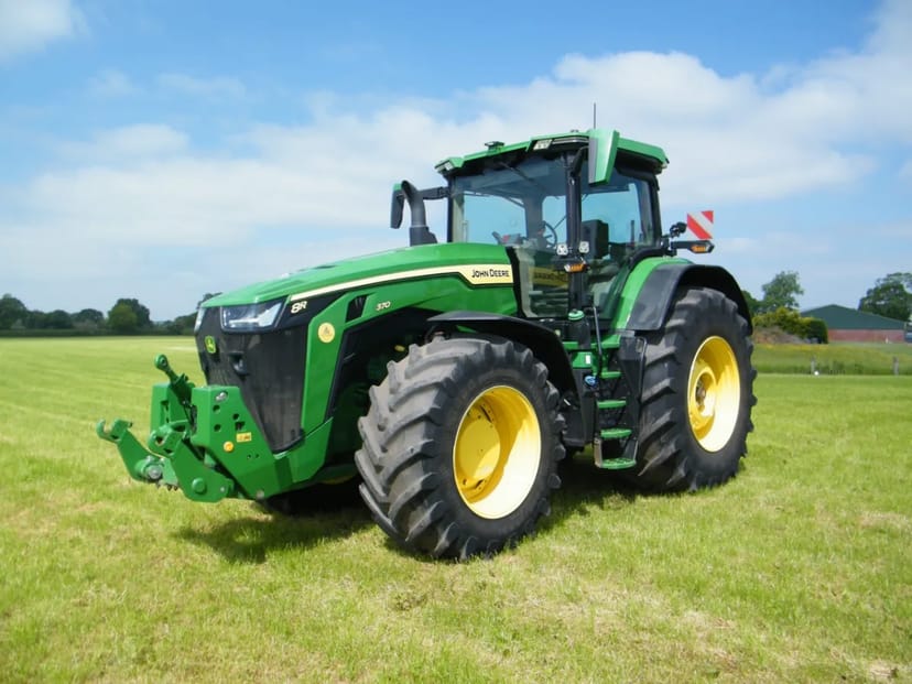 ТРАКТОР колісний John Deere 8370R