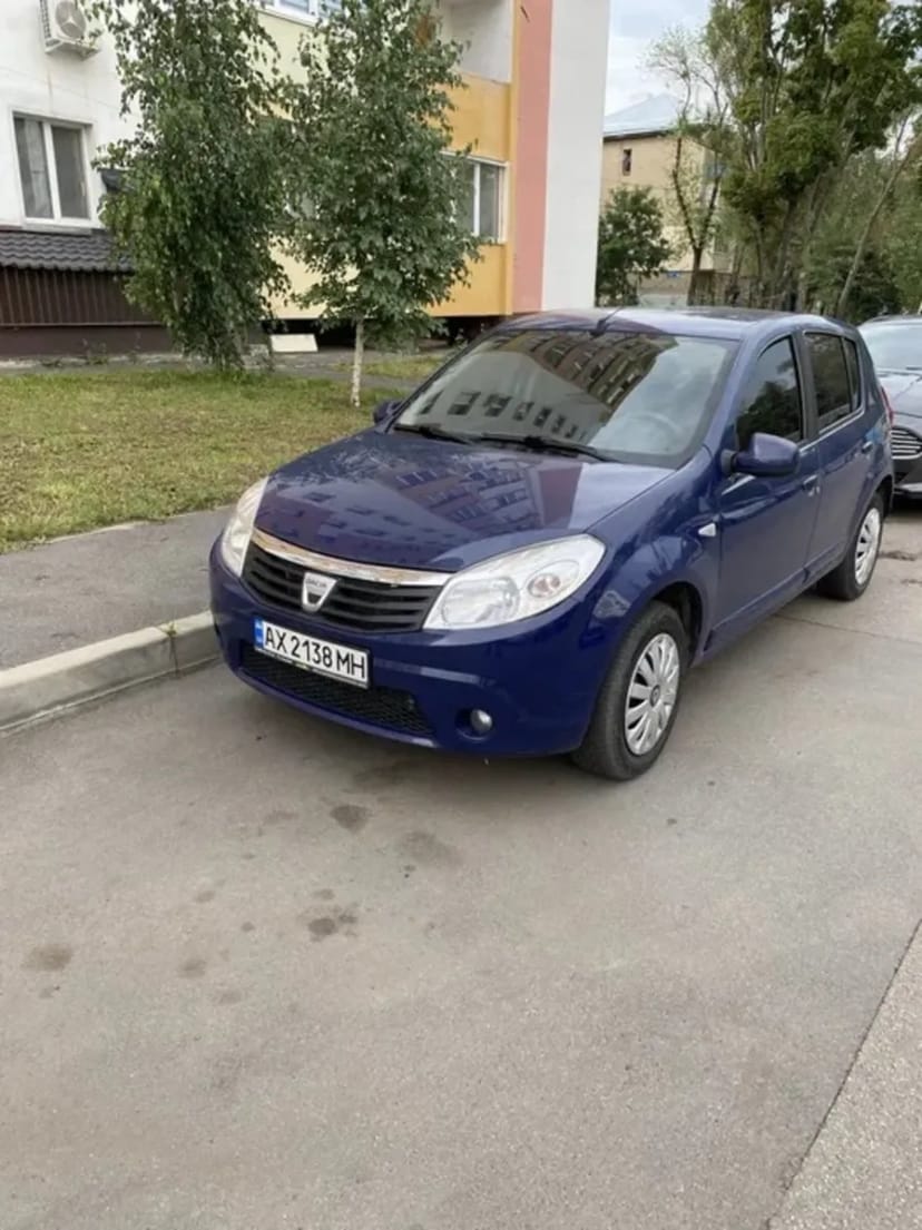 Авто Dacia Sandero 2009 1.4 бензин