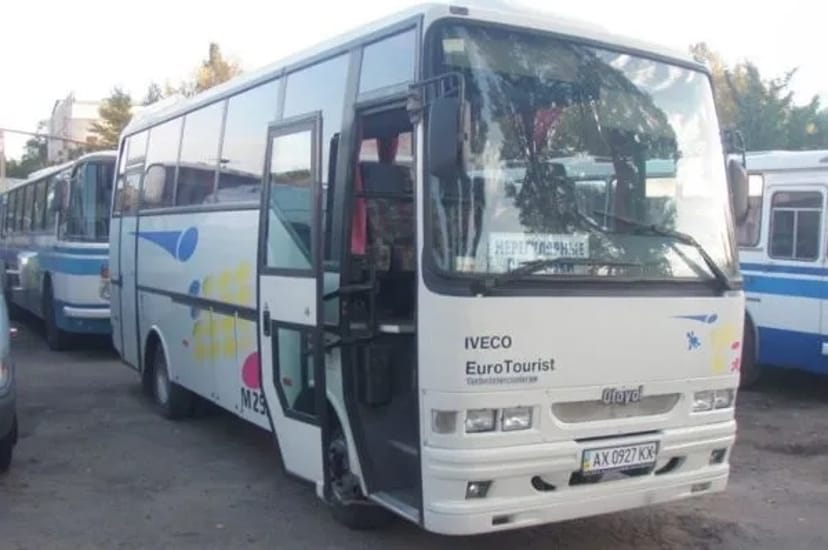 Замовити автобус на 30 місць Iveco Otoyol з водієм