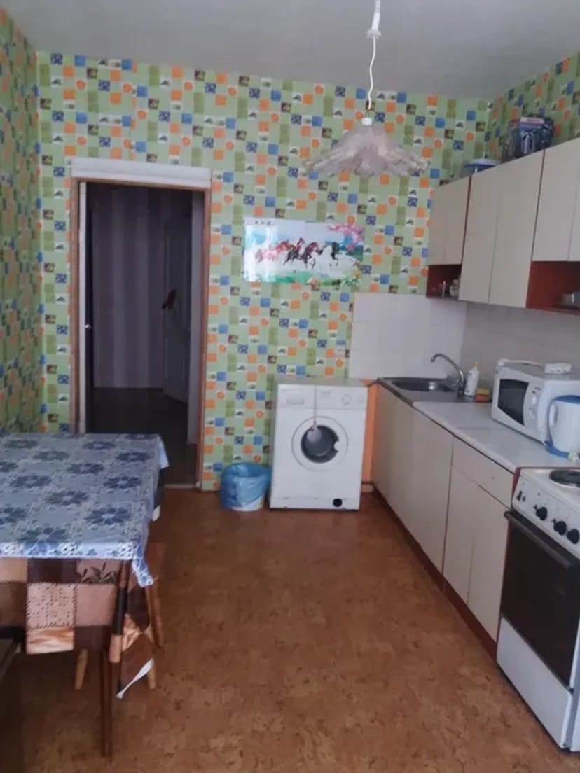 Квартира подобово 5 спальних місць метро Вокзальна