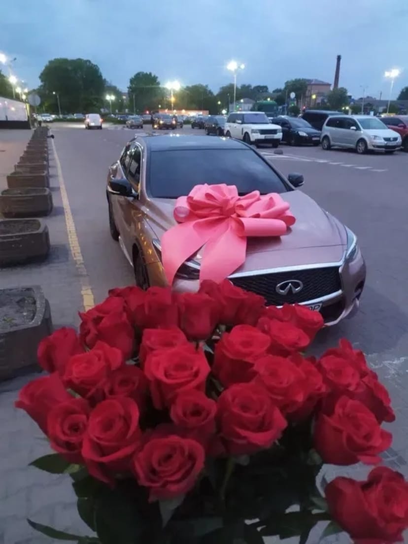 Чудовий Бант на авто 1х1,5м!!!