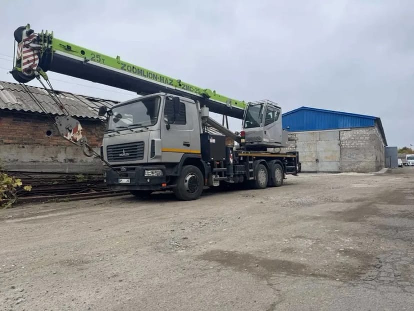 Автокран Zoomlion-MAZ ZMC-25т.