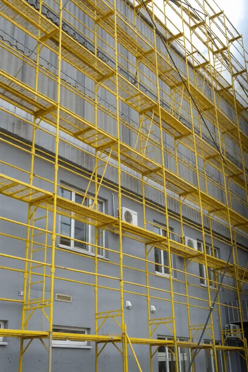 Будівельні риштуваня! Надійні та безпечні.