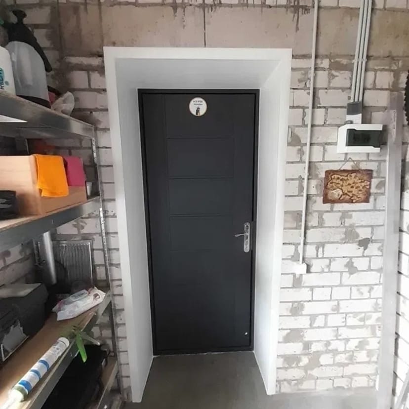 Монтаж теплих відкосів із сендвіч-панелей у місті Дніпро. Досвід понад 15 років