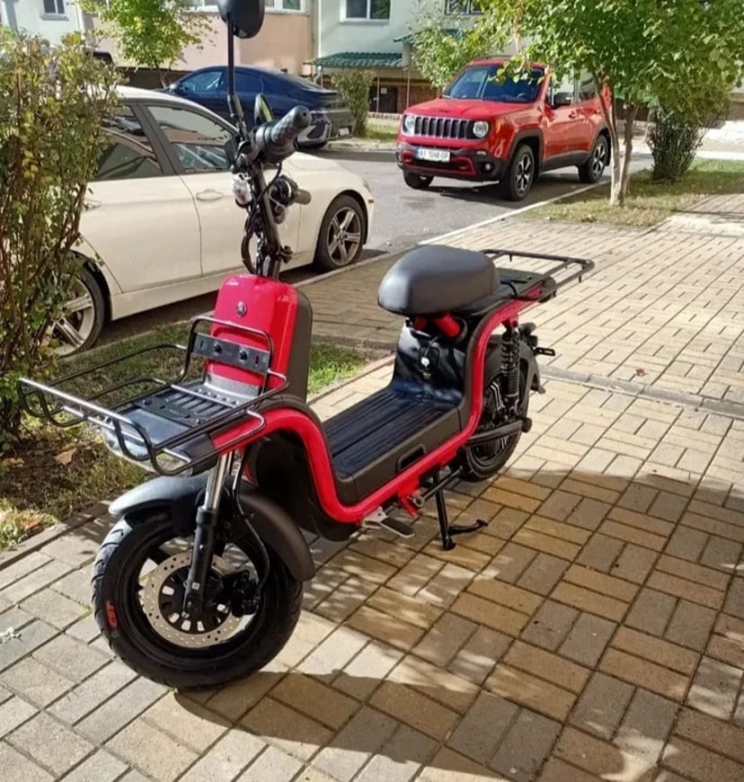 Електроскутер glovo доставка