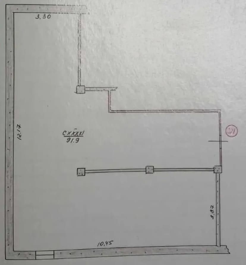 Власне підвальне приміщення 92 м²