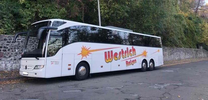 Автобус Mercedes-Benz Tourismo